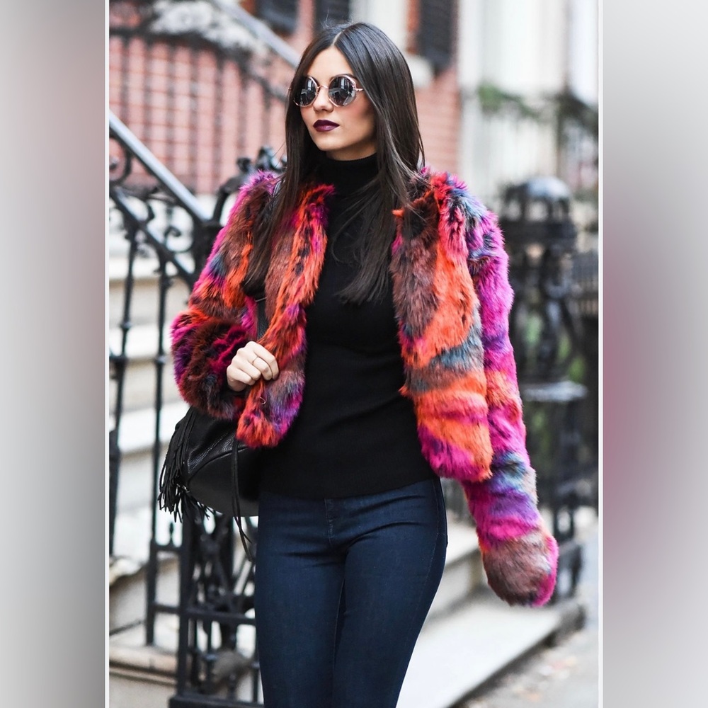 Pretty Little Thing Sixe 8 Zola Faux fur Jacket brand new with tags